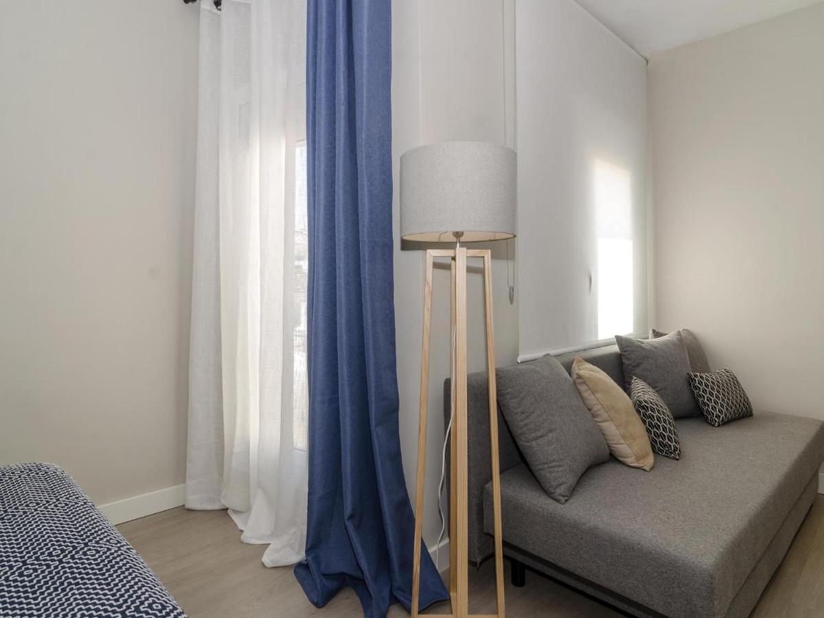 Sitges Spaces Deluxe Centre Apartment Luaran gambar