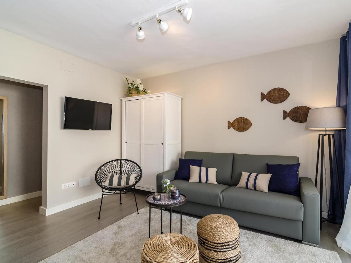 Sitges Spaces Deluxe Centre Apartment Luaran gambar