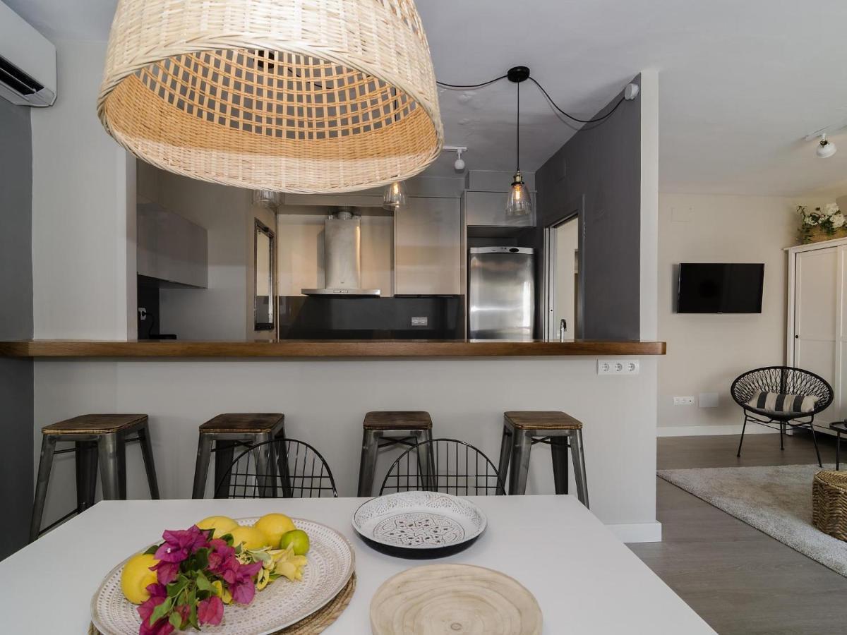 Sitges Spaces Deluxe Centre Apartment Luaran gambar