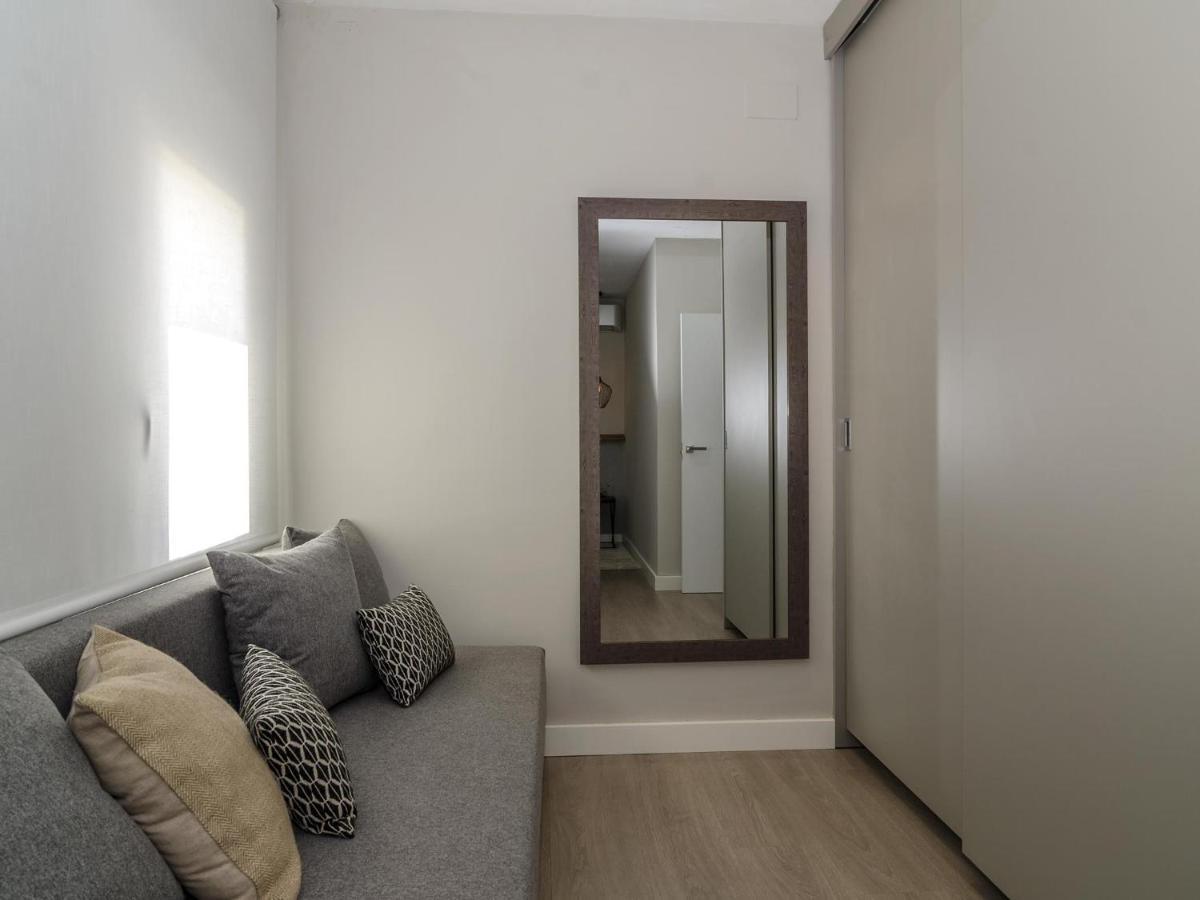 Sitges Spaces Deluxe Centre Apartment Luaran gambar